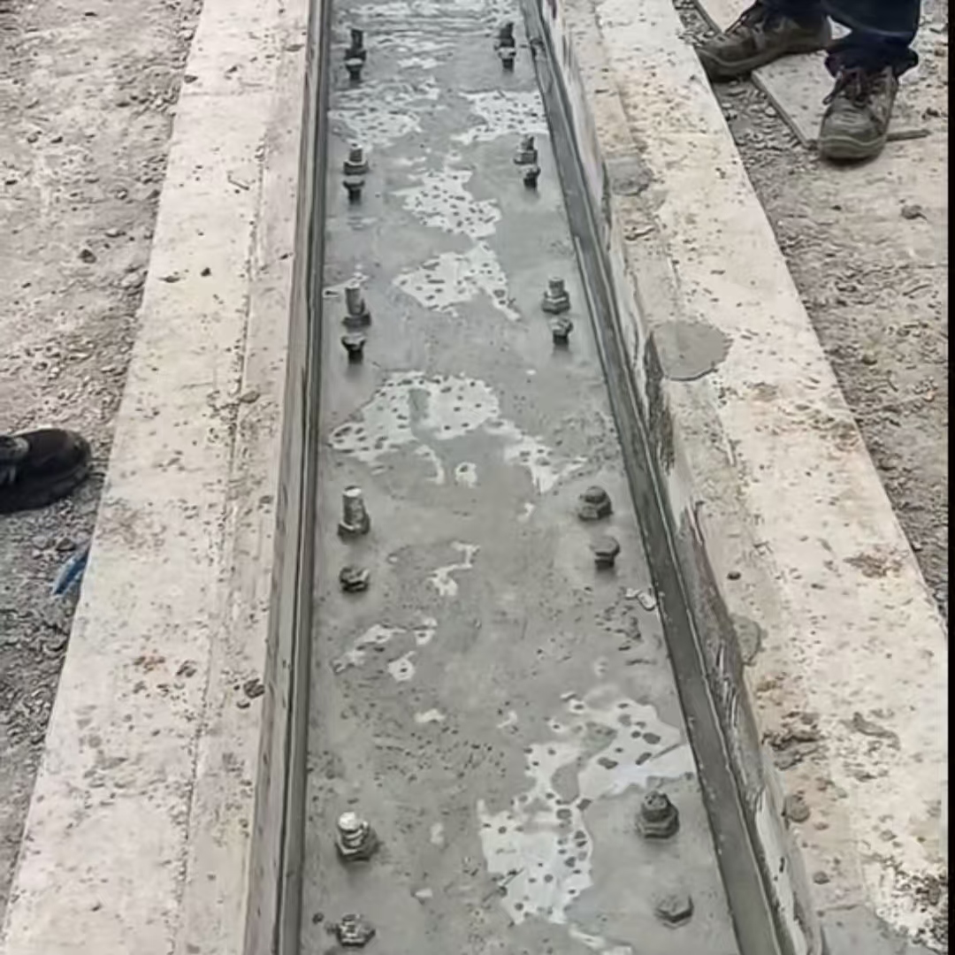 马尔康环氧树脂轨道胶泥是什么？用在哪里？